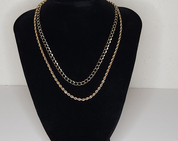 Vintage Set of 2 Gold Tone Necklaces in 17 Inch Length A-1-17