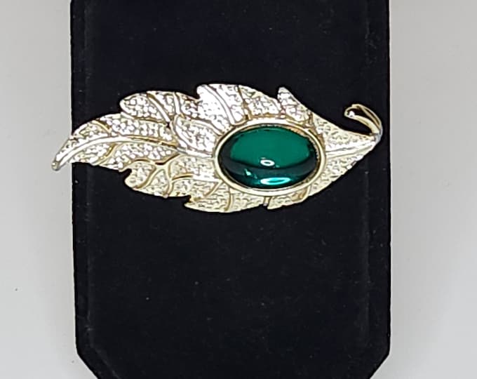 Vintage Gold Tone Leaf Brooch with Green Oval Bead B-5-28