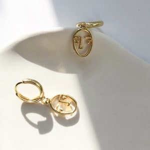 Visage Huggies - Small Face Earrings - Small Gift Idea! - Stil Works Studio
