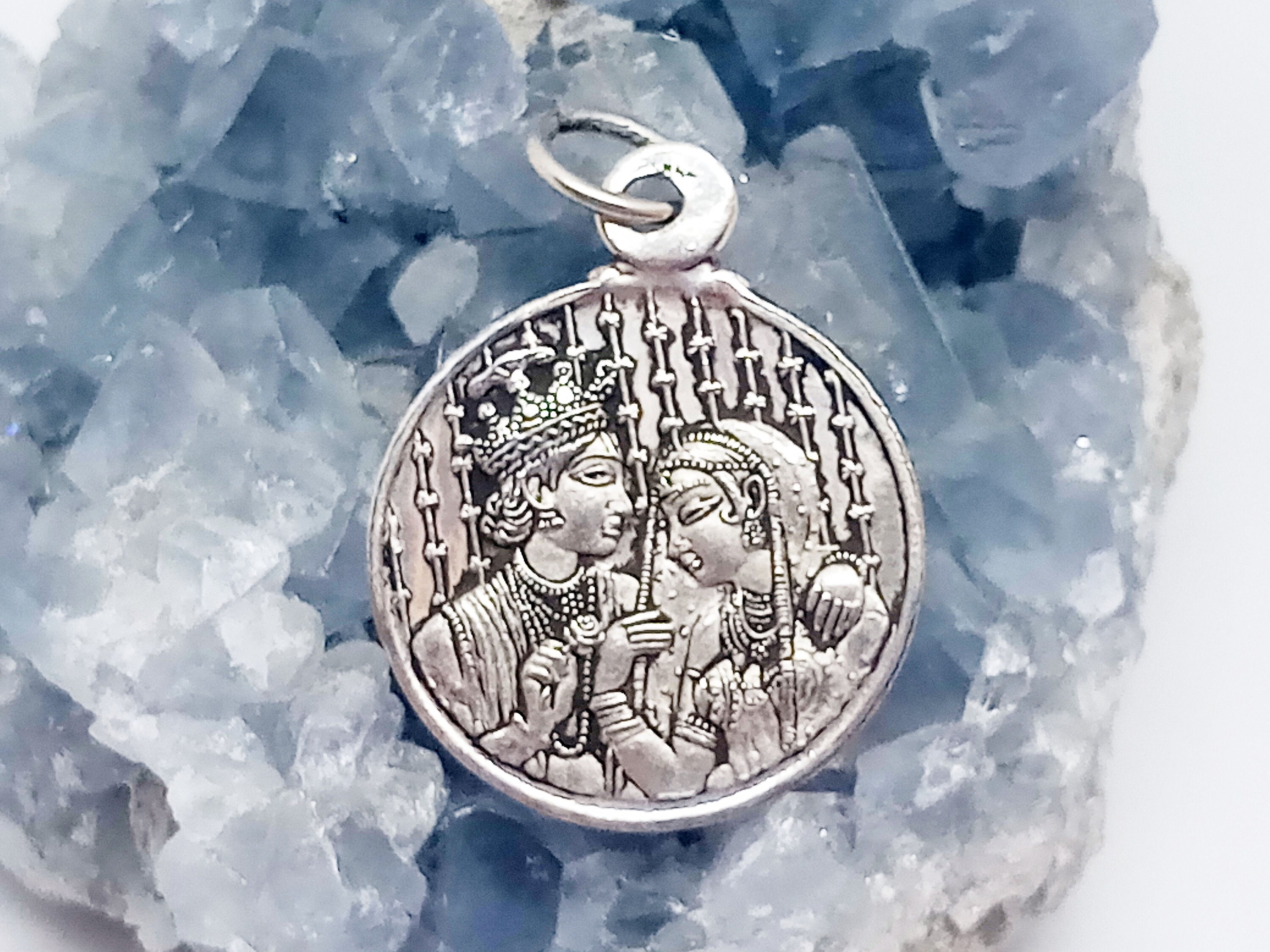 God silver shop pendant