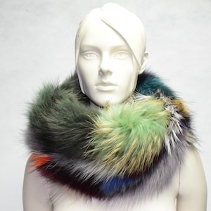 Finn Raccoon fur cowl neck warmer, fur with fabric doublufast collar, colorful colour.