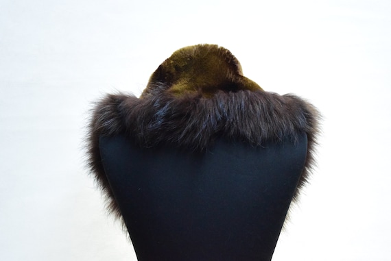 フォックストリム付きレックスラビットファーカラー - ブラウンの高級