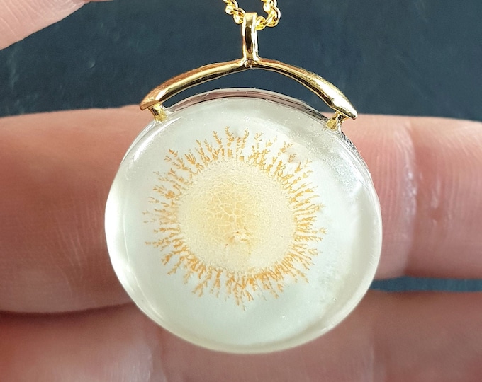 Glowing Glass Pendant