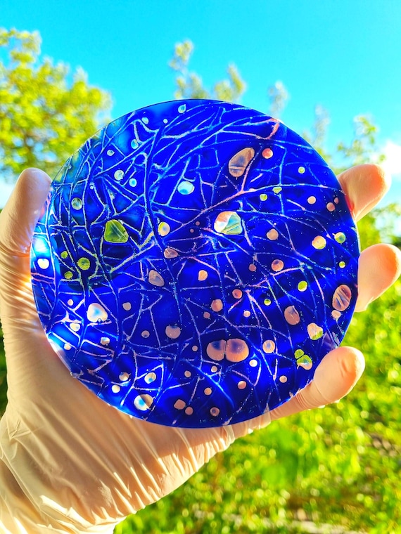 Einzigartiges Rundes Glasgemälde "Abstrakt Blau" von Maria Marachowska – Ein Unikat für Kunstliebhaber und Sammler