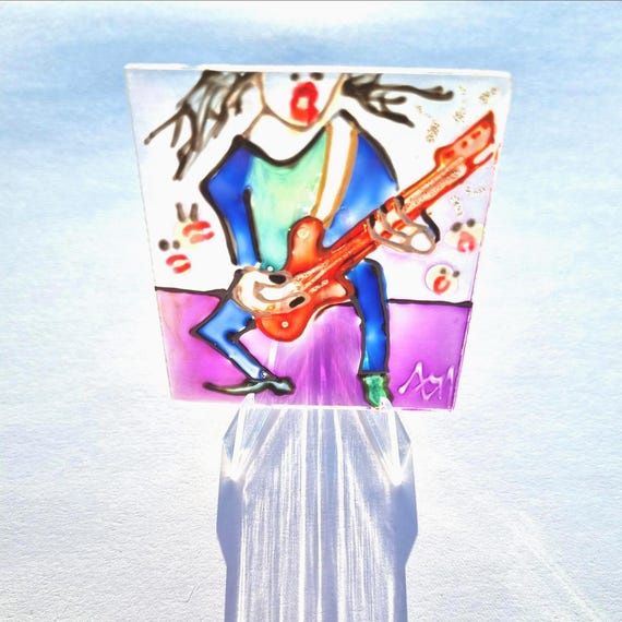 Glasmalerei Bassist