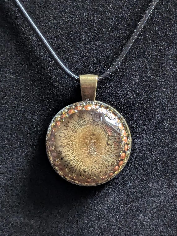 Pendant Abstract Brown by Maria Marachowska