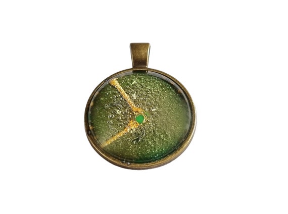 Painting Pendant Bronze Gold Green