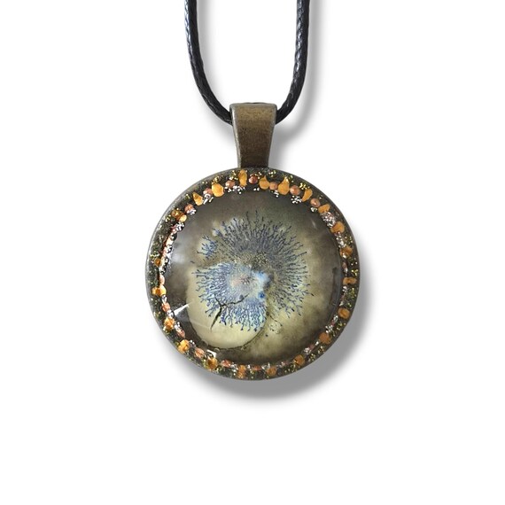 Glowing Unique Pendant