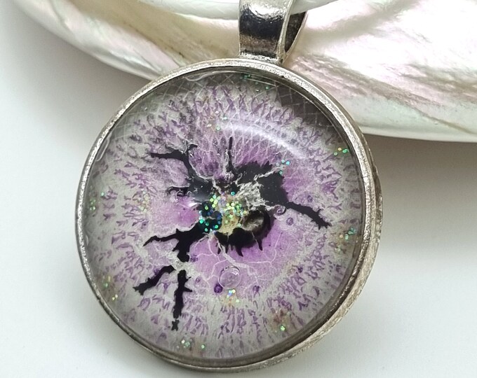 Purple thunder glitter pendant painted by Maria Marachowska