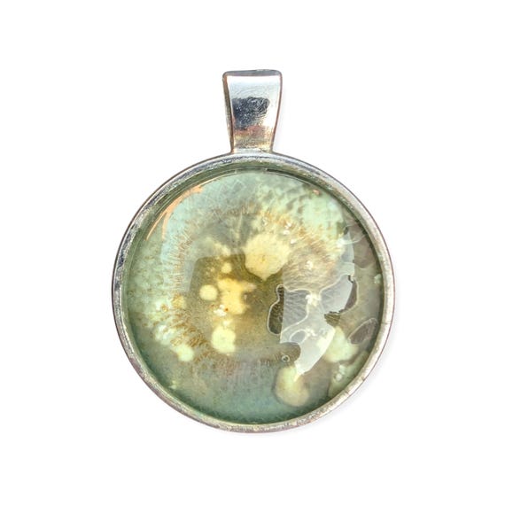 Gemälde Anhänger Opal leuchtet im Dunkeln