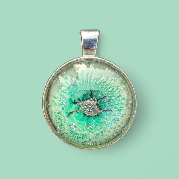 Grüner Glitzer Kunst Glasanhänger