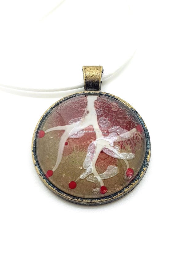 Radiant Nightlight Charm: Maria Marachowska's White Tree Pendant – Beautifully Crafted Glass & Metal, 2.5x2.5 cm