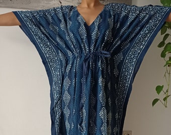 Caftan indigo, caftan, caftan biologique, vêtements de plage, vêtements de villégiature, vêtements de détente, vêtements de nuit, robe en coton, robe boho