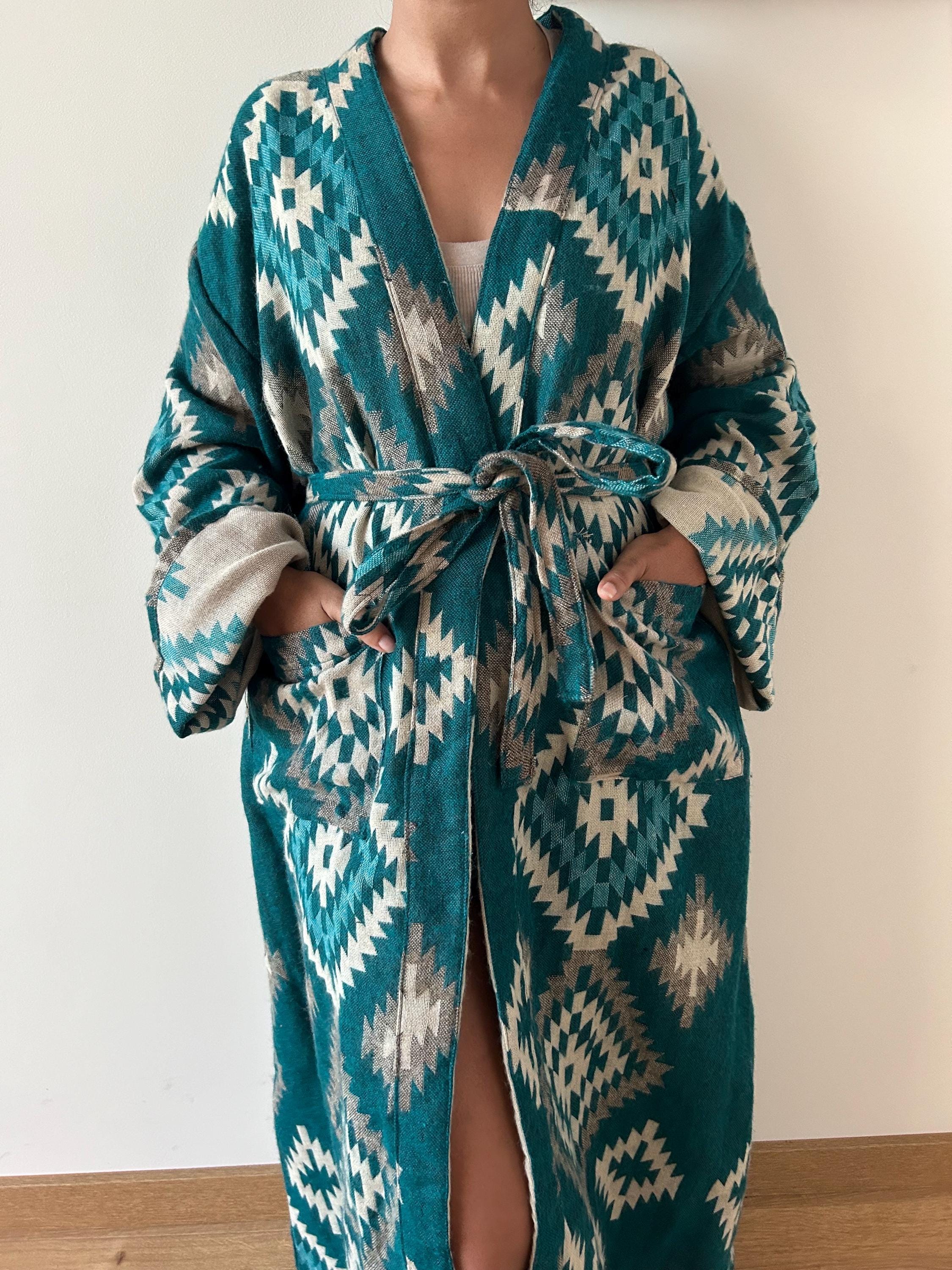 Pretty Wool Robe Unisex Yak Wool Robe, Loungewear, Resort Wear,boho Robe,winter Robe ...