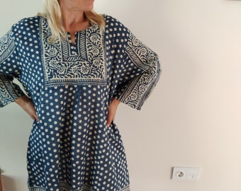 Katoenen tuniek met blokprint, indigokatoenen tuniek, biologisch katoen, cadeaus voor haar, resortkleding, strandkleding, zwemkleding, moeder cadeau kraamcadeau