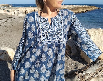 Tunique en coton indigo, cadeaux pour elle, tunique biologique, tenues de villégiature, cadeau de fête des mères, cadeau post-partum pour maman, tunique d'été, haut en coton, tunique bohème