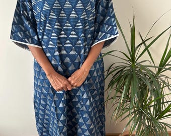 Kaftan aus Bio-Indigo-Baumwolle, Kaftan, Resortmode, Loungewear, Geschenkideen für Sie, Boho-Kleid, A-Linien-Kleid, Kleid mit Blockdruck