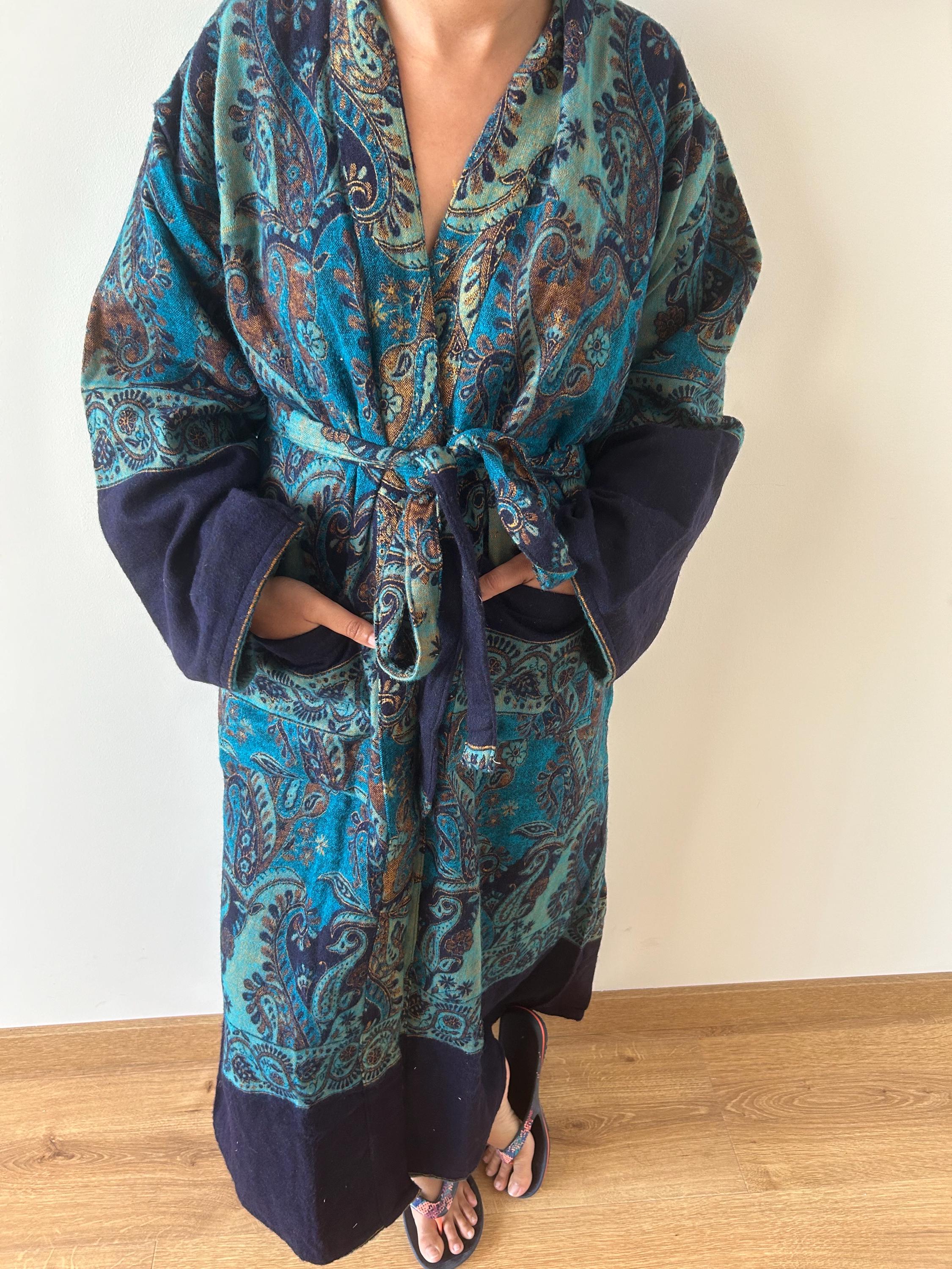Accappatoio unisex, abbigliamento da casa, abbigliamento da resort, regali per lei, regali per lui, accappatoio boho, kimono di lana, copricostume invernale
