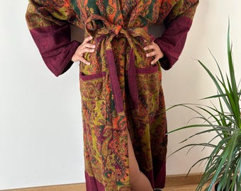 Robe de chambre en laine de yak, cadeau pour elle, robe d'hiver, peignoir en laine, vêtement d'intérieur, cadeau de Noël, cadeau post-partum pour maman, cadeau pour la fête des mères, kimono en laine, style bohème