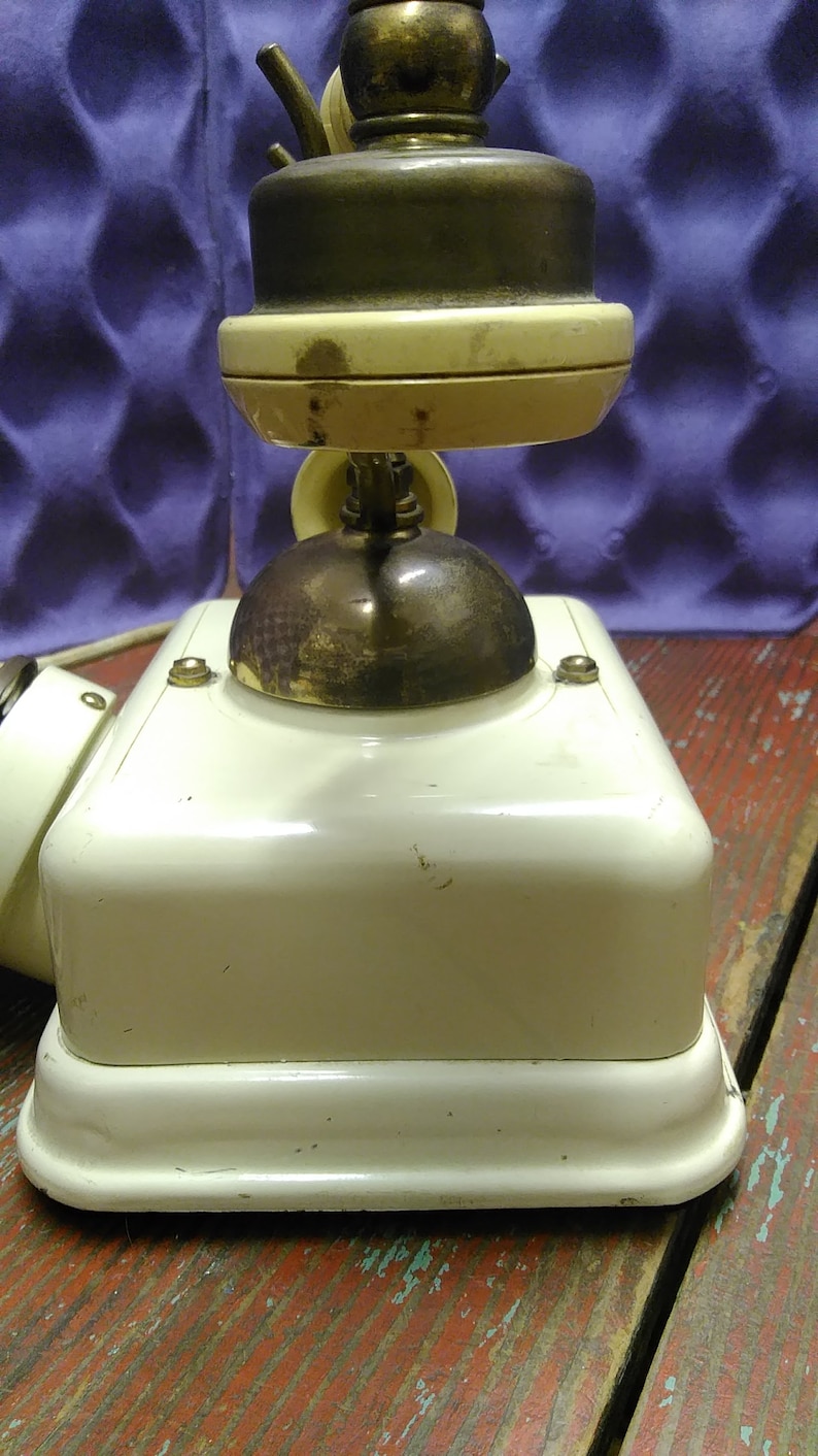 Antique Style Rotary Phone