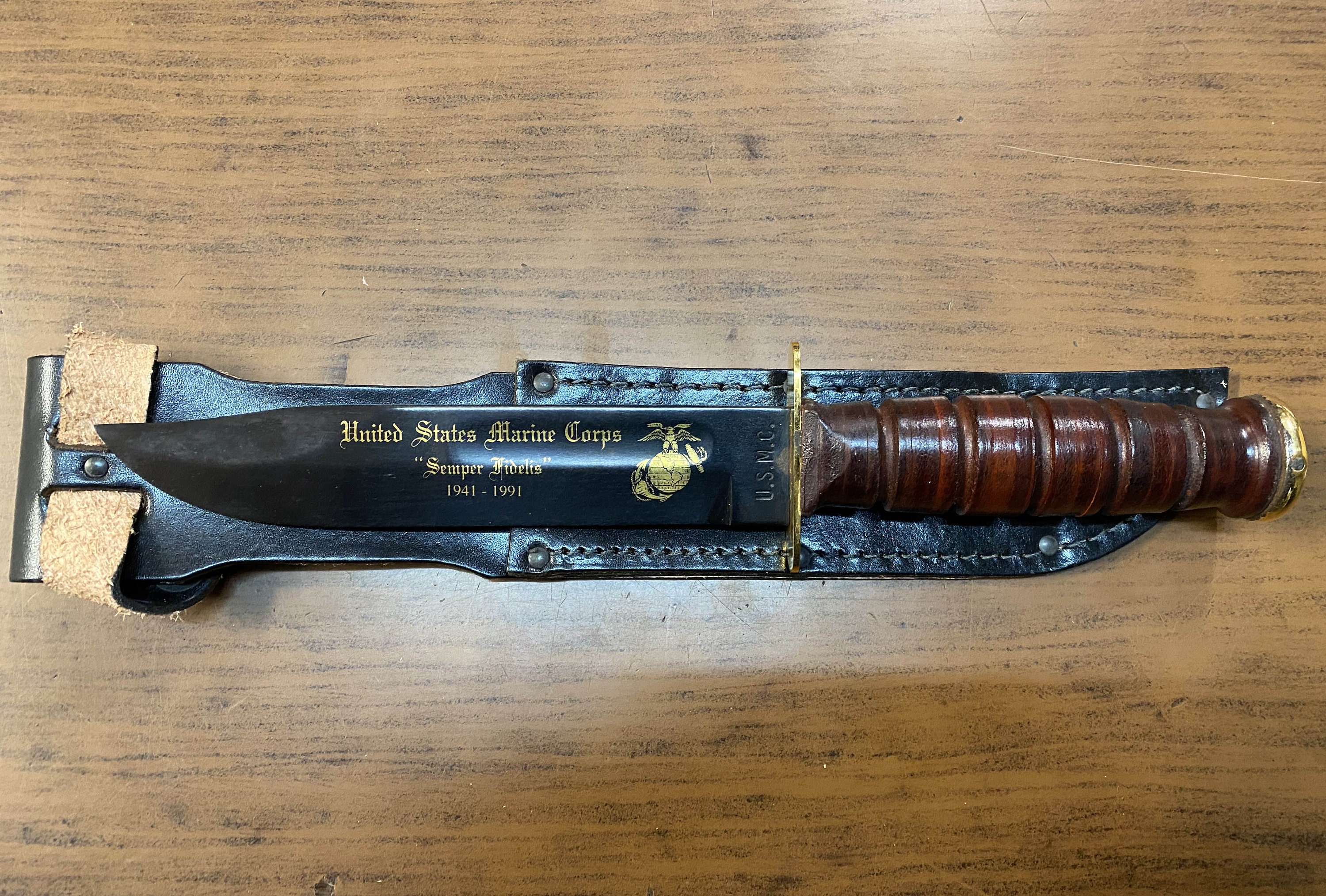Vintage Collectible Knife Camillus Unitet State Marine Corps