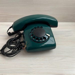 Téléphone à cadran vert vintage qui fonctionne Téléphone de bureau classique Ancien téléphone européen à cadran Téléphone fixe Décoration rétro pour la maison/bureau Vendeur ukrainien