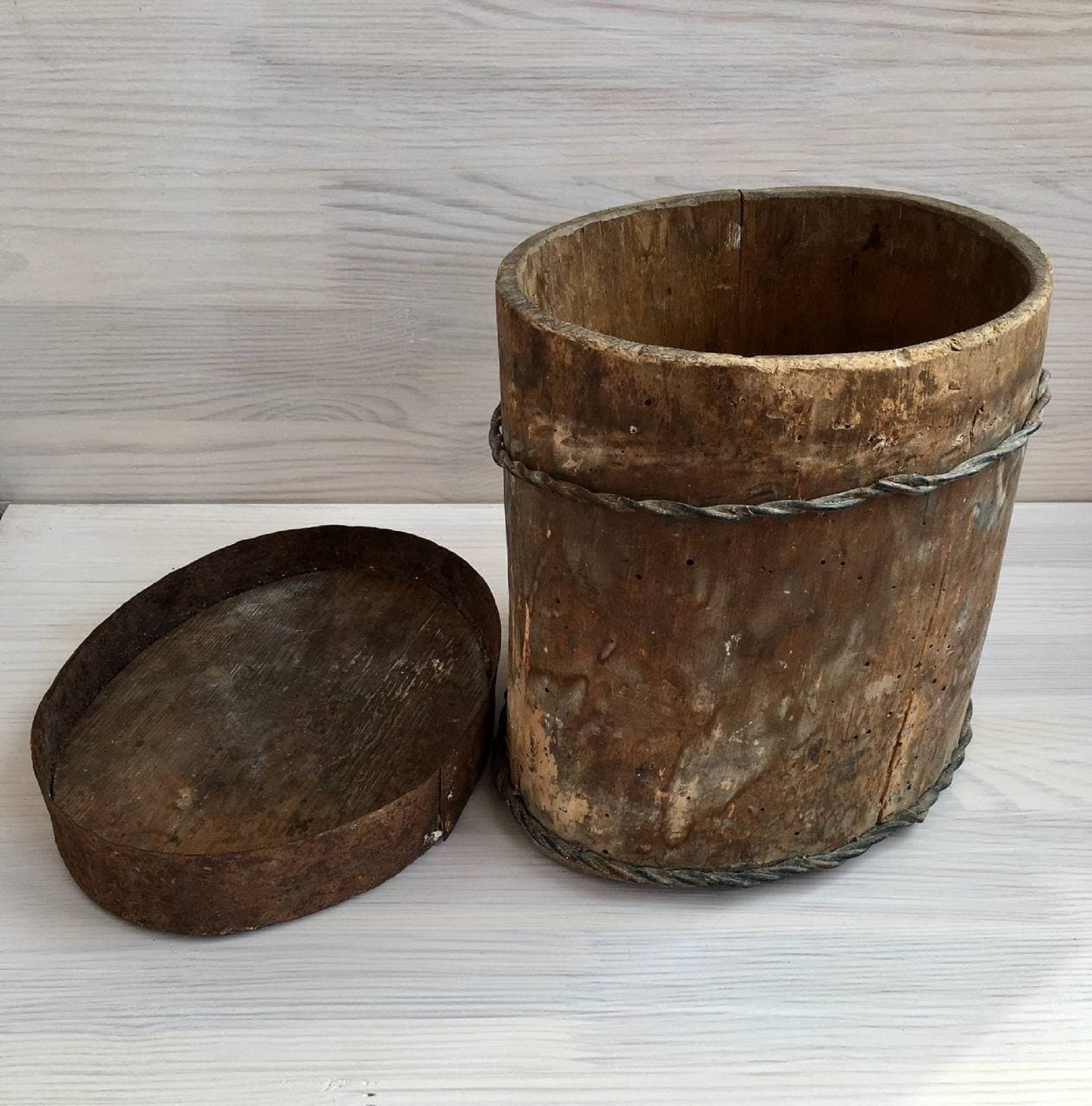 Very Old Wooden Barrel With Lid Antique Primitive Wooden Etsy