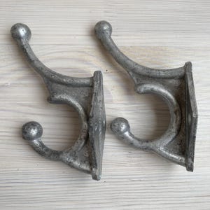 Ganchos de pared dobles de aluminio vintage - Juego de 2 - Decoración rústica de granja
