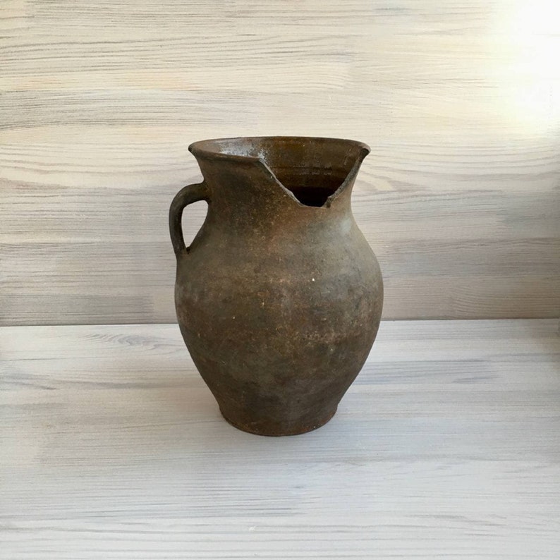 Zeer oude terracotta aardewerk kruik Vintage aardewerk Keramische oude vaas Rustieke folk pot Keramische werper Landelijk verbrande klei kruik Oekraïne verkoper afbeelding 1