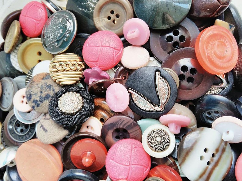 200 Bulk craft buttons Vintage wholesale buttons Mixed colors Etsy