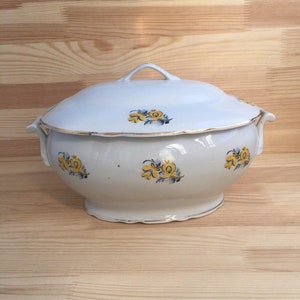 Vintage Soup Bowl | Korosten Porcelain Tureen with Lid | Ukrainian Ceramic Kitchenware | Retro dishes