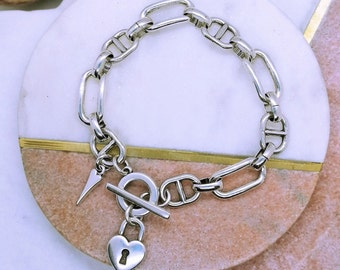 Antique Silver Link Bracelet, Silver heart Bracelet, Toggle Clasp Bracelet, Padlock Charm Bracelet, Statement Bracelet Gift for her