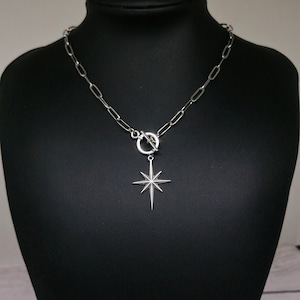 Collier argenté à pendentif étoile du Nord : tour de cou en acier inoxydable avec chaîne et trombone, fermoir à bascule
