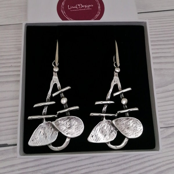 Longues boucles d'oreilles en forme de larme en argent antique, boucles d'oreilles abstraites, boucles d'oreilles bohèmes en argent, cadeau bijoux bohème pour elle