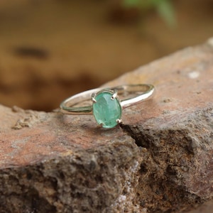 Natural Emerald Dainty Ring, Sterling Silver Ring, Minimalist Ring, Engagement Ring, Party Ring, Green Ring, Birthday Gift, Gift For Her,