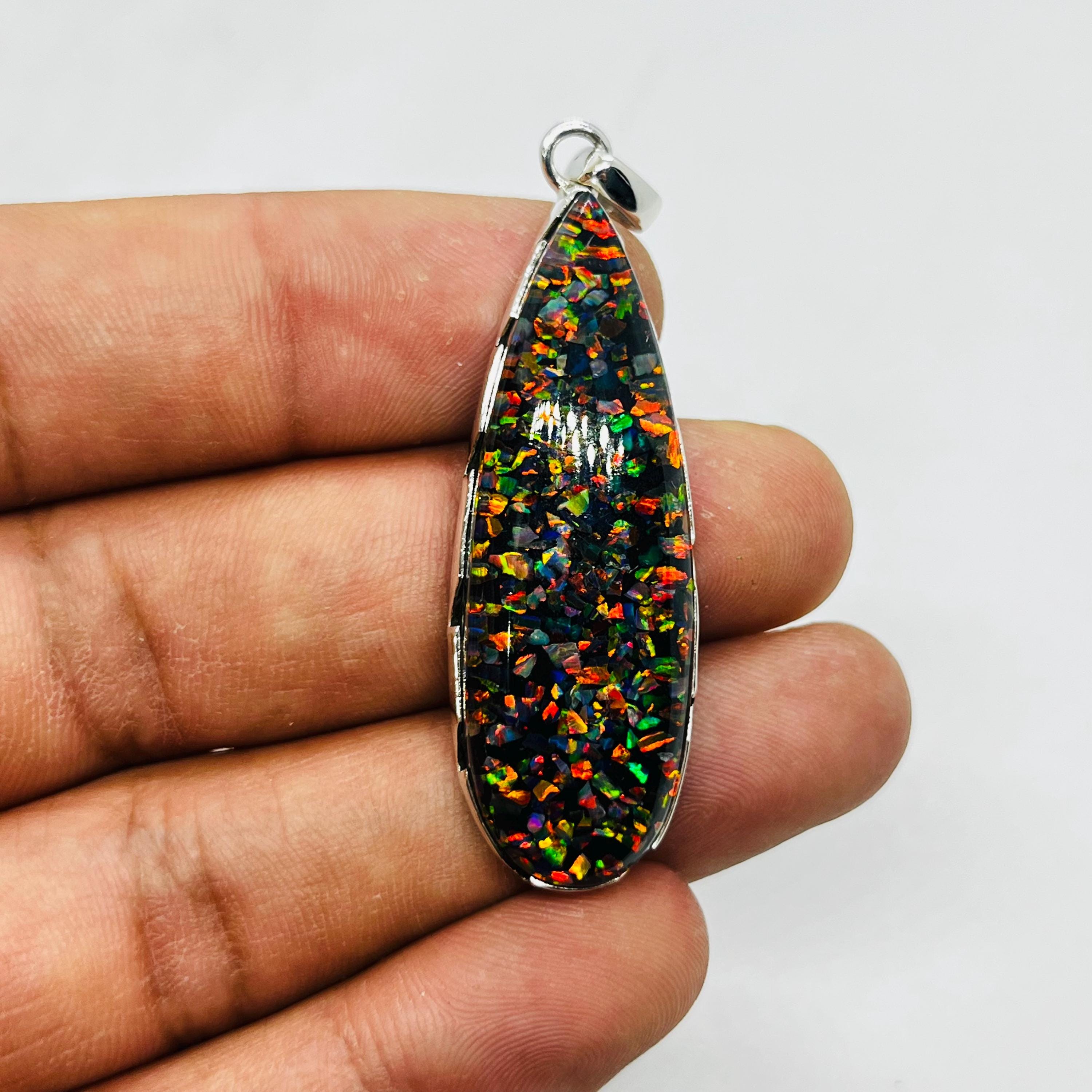 ブラックマトリックスオパールネックレス、925スターリングシルバー