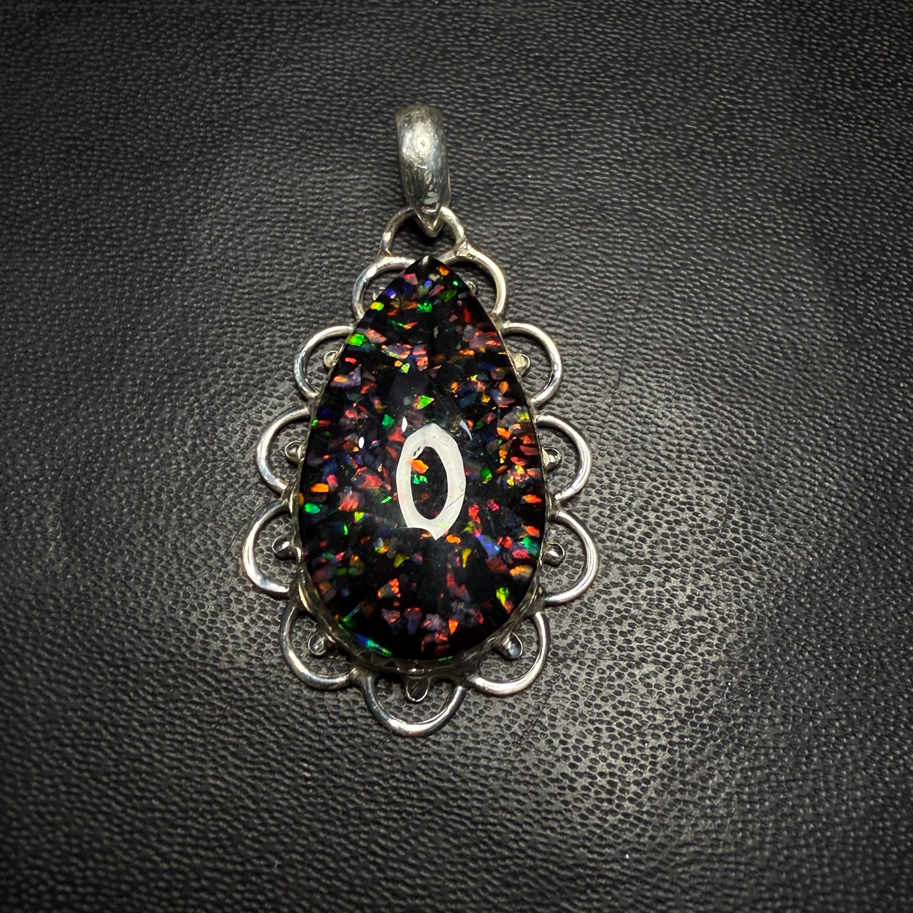 Pendentif cz opale de feu bleue en argent sterling