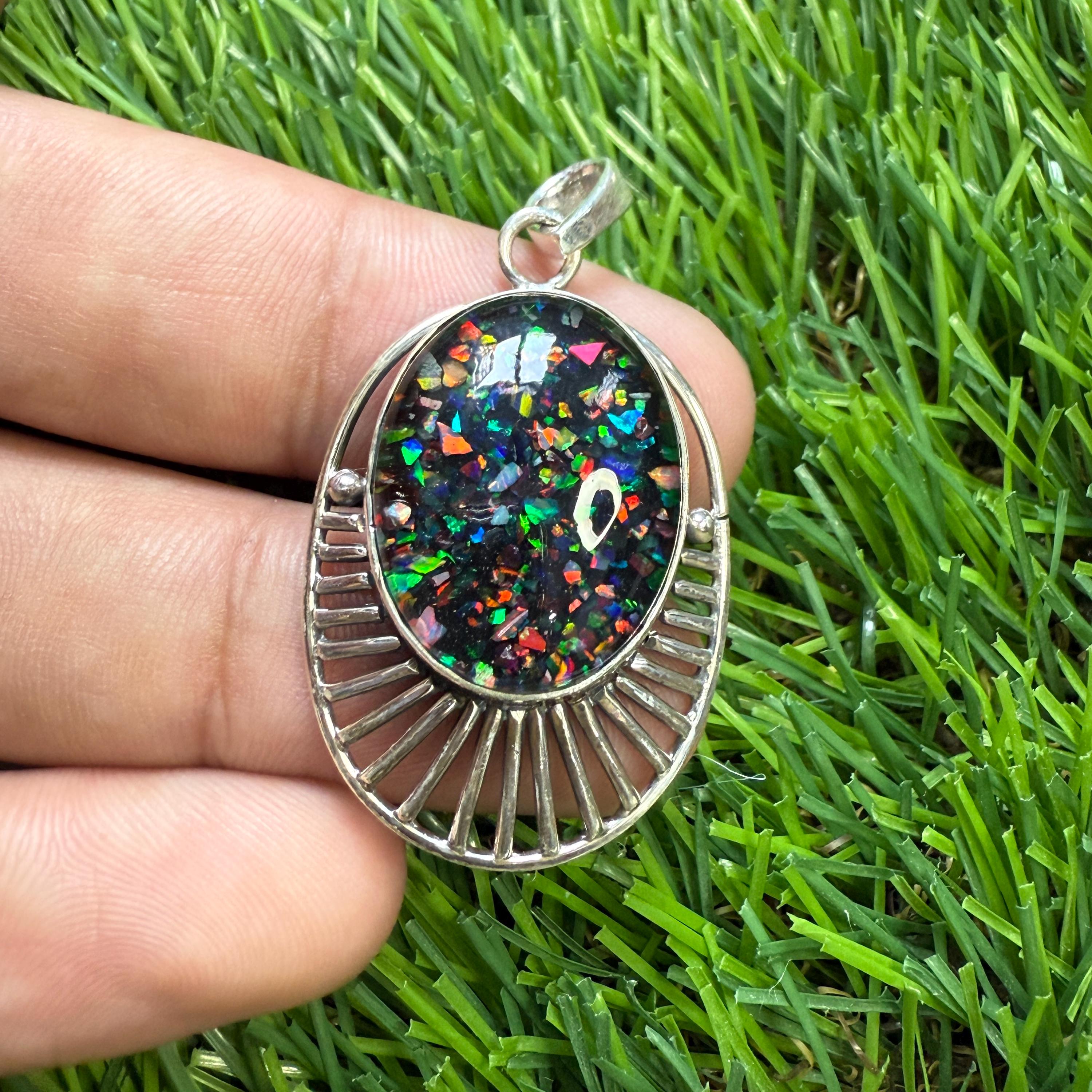 ブラックオパール925スターリングシルバーデザイナーペンダント