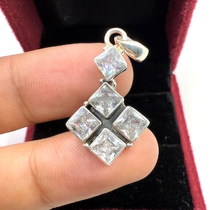 Dainty 925 Sterling Silver White Topaz Pendant Necklace: Minimalist Jewelry