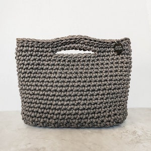 Monedero tejido a mano, Clutch de crochet, Elegante bolso gris, Bolso ecológico chic con base de corcho y patas de monedero, forrado con bolsillo con cremallera