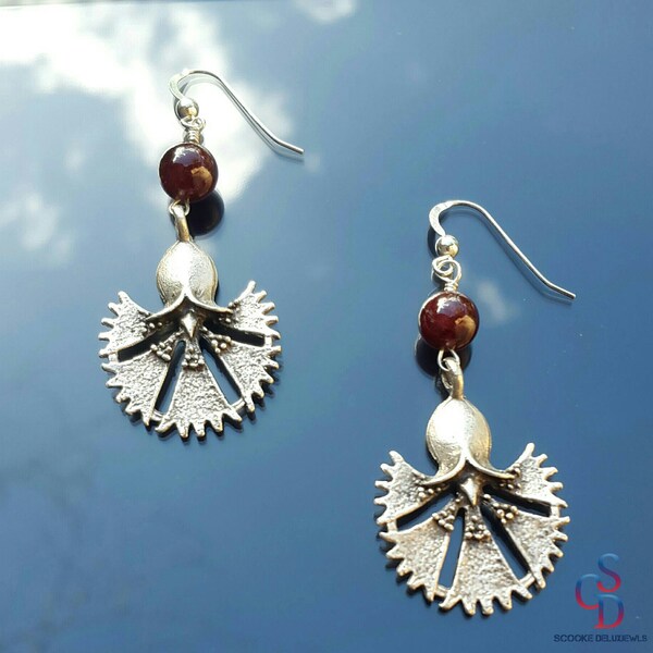 Sterling Silver Earrings, Turkish Jewelry, Unique earrings, Garnet Earrings.