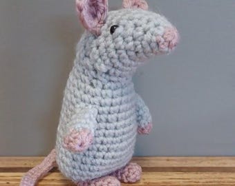 Crochet Mouse; Crochet Mouse with Mouse-fit; Dress-Up Mouse