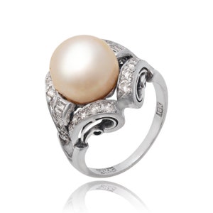 Estate 18K White Gold South Sea Pearl and Diamond Ring