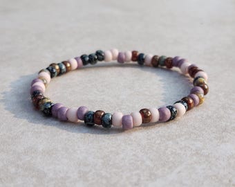6/0 Individual Lavender and Picasso Blend Stretch Seed Bead Bracelet