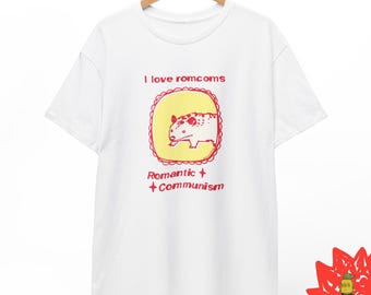 Lustiges Opossum-T-Shirt mit romantischem Kommunismus-Motiv | Romcom-Grafik-T-Shirt