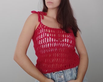 Top all'uncinetto fatto a mano: misto seta alpaca, spalline regolabili con fiocco