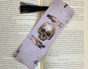 Bookmark horror with skull - handmade - gift idea for book lovers