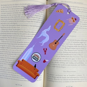 Bookmark camaraderie in New York - handmade - for books & TV shows lovers