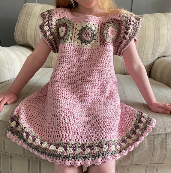 Vestido infantil de crochê Belle Flower Padrão em PDF Nível: Iniciante  meses a anos