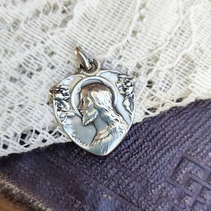 Antique French silver religious medal, first communion, 1911, Jesus Christ, signed Becker